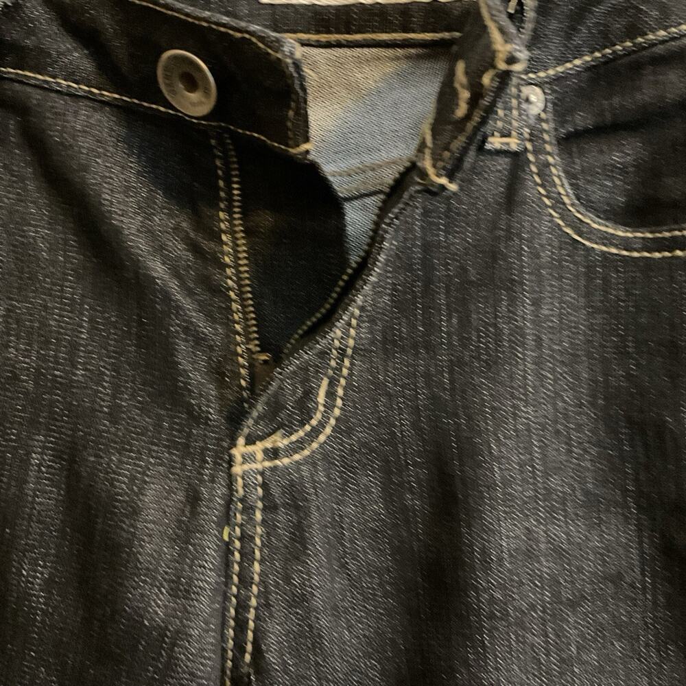 DKNY Jeans Women's Size 8P Soho Boot Cut Blue Denim Dark Wash 28 Inseam - Picture 6 of 12